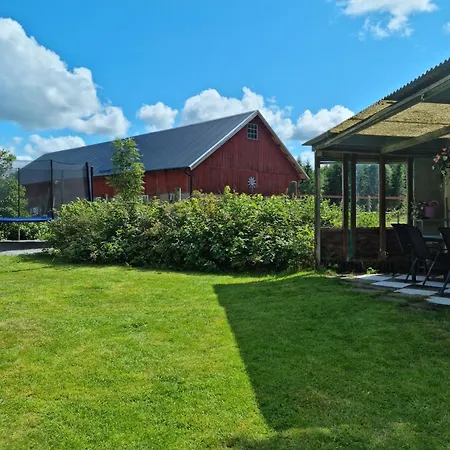 Charmigt Hus Pa Landet Naera Till Bad Stromstad Exterior photo