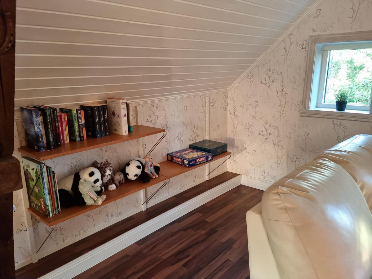 Holiday home Charmigt Hus Pa Landet Naera Bad
